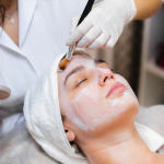 Cara Menghilangkan Jerawat Dengan Cepat Premium Facial Treatment